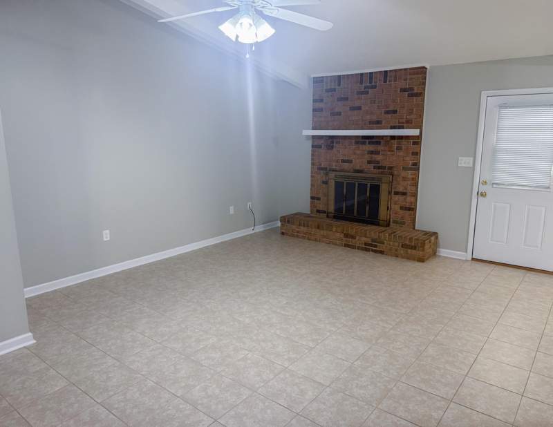 3 bedroom Detached Single Family at 5496 Monterrey Road, Heritage Hills, Crestview — photo 5
