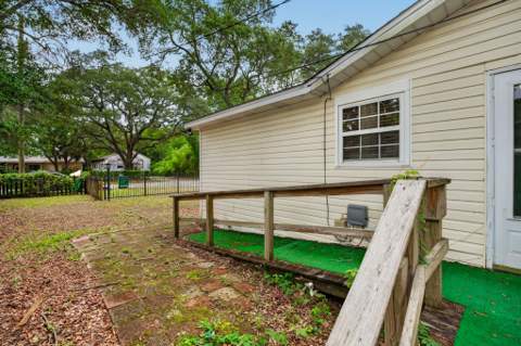 679 Anderson Drive, Fort Walton Beach FL - photo 13 of 40