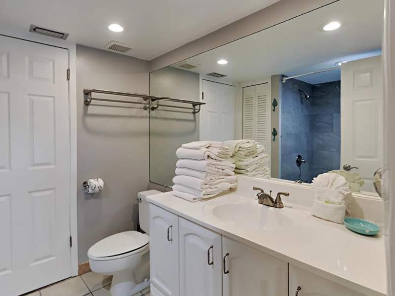 1 bedroom Condominium at 775 Gulf Shore Drive #2015, Sandpiper Cove Ph 01, Destin — photo 2