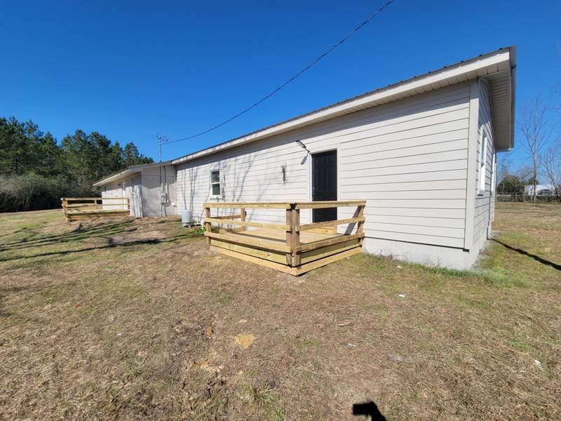 4 bedroom Detached Single Family at 13325 US Highway 331, DeFuniak Springs, DeFuniak Springs — photo 2
