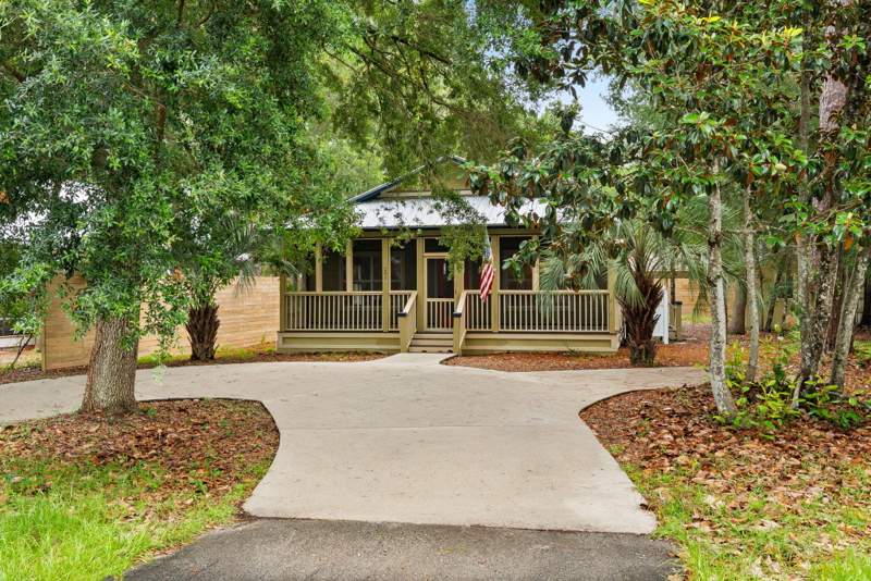 3 bedroom Detached Single Family at 201 Chrysler Avenue, Daughettes Amended, Santa Rosa Beach — photo 4