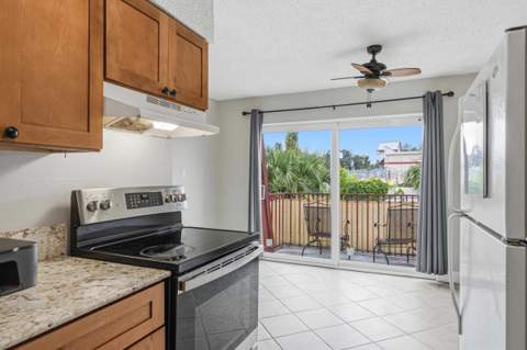 210 Pelham Road #215C, Fort Walton Beach FL - photo 12 of 29