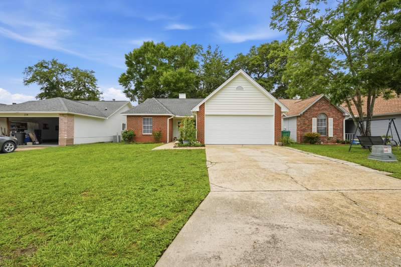 3 bedroom Detached Single Family at 181 Wright Circle, Indigo Village, Niceville — photo 2