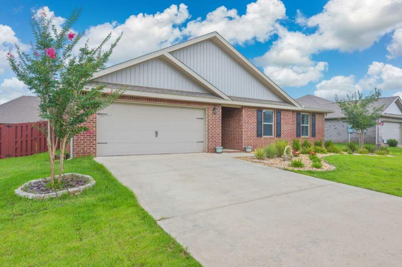 4 bedroom Detached Single Family at 363 Merlin Court, Redstone Commons, Crestview — photo 3