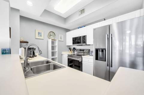 1324 SE Miracle Strip Parkway #Unit L05, Fort Walton Beach FL - photo 9 of 34