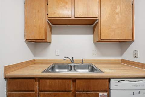 609 Colonial Drive #8, Fort Walton Beach FL - photo 13 of 43