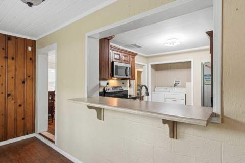 19 SW Comet Street, Fort Walton Beach FL - photo 9 of 42