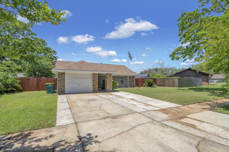 3 bedroom Detached Single Family at 1022 Blvd De La Parisienne, Chateau Pres De La Mer, Mary Esther — photo 5