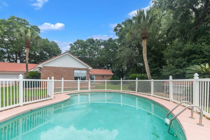 3 bedroom Detached Single Family at 2765 Savannah Lane, Savannah Oaks, Crestview — photo 2