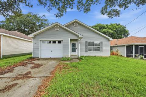 657 Jerrells Avenue, Fort Walton Beach FL - photo 6 of 40
