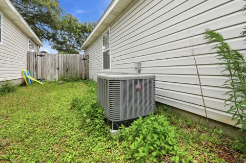 657 Jerrells Avenue, Fort Walton Beach FL - photo 9 of 40