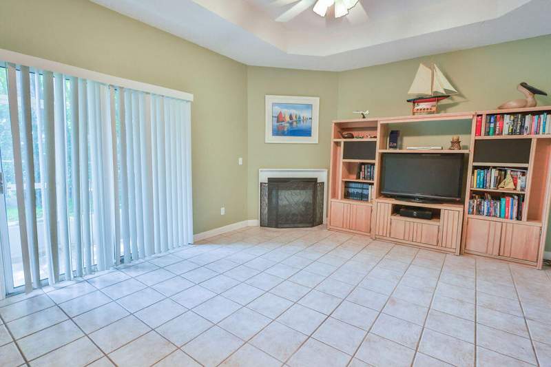 3 bedroom Townhouse at 61 Marina Cove Drive #11, Marina Cove Village Ph 1, Niceville — photo 4