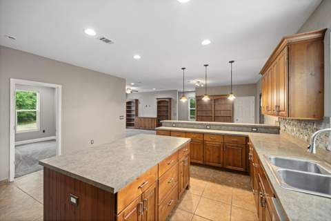 409 Hart Street, Niceville FL - photo 6 of 59