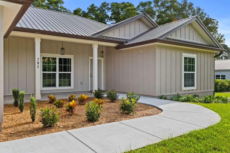 4 bedroom Detached Single Family at 781 Bay Avenue, Defuniak Springs Town Of, DeFuniak Springs — photo 3