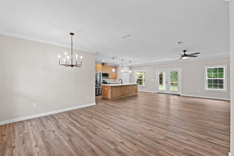 4 bedroom Detached Single Family at 781 Bay Avenue, Defuniak Springs Town Of, DeFuniak Springs — photo 5
