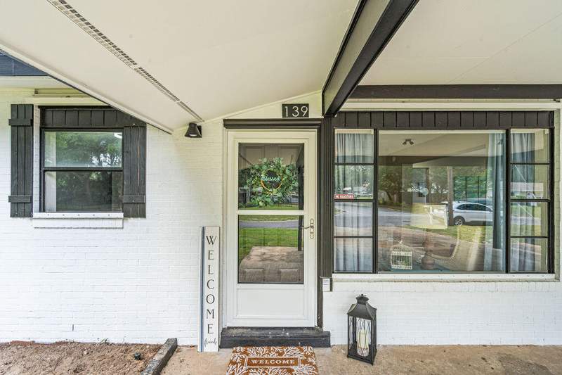4 bedroom Detached Single Family at 139 NW Robinwood Drive, Bel-Air Sub, Fort Walton Beach — photo 3