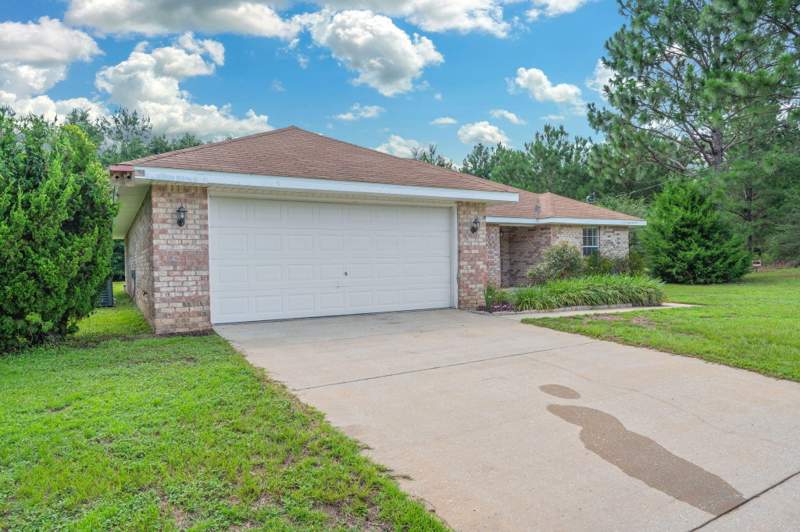 4 bedroom Detached Single Family at 8180 Shooter Lane, Hunters Creek, Laurel Hill — photo 3