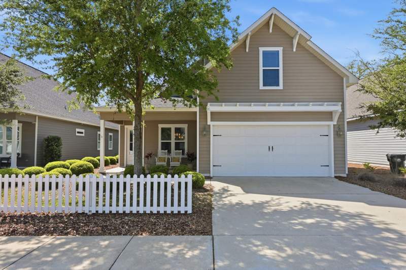 3 bedroom Detached Single Family at 219 Blakely Drew Boulevard, Paradise Cove, Santa Rosa Beach — photo 2
