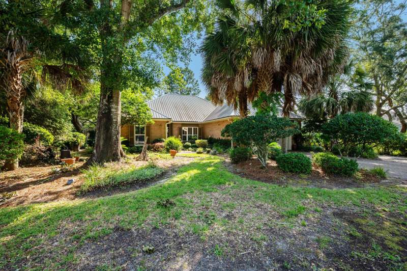 4 bedroom Detached Single Family at 109 Bermuda Way, Bluewater Bay Village 1A, Niceville — photo 2