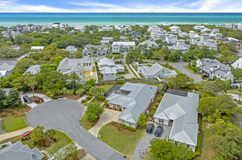5 bedroom Detached Single Family at 136 Suzanne Drive, Seagrove Village 7th Add to Seagrove Beach Subdivision, Santa Rosa Beach — photo 4