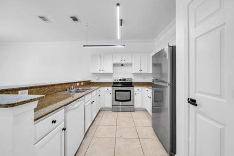 107 Tooke Street, Fort Walton Beach FL - photo 7 of 28