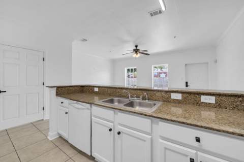 107 Tooke Street, Fort Walton Beach FL - photo 9 of 28