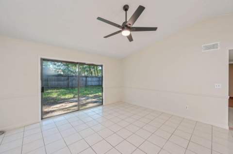 205 Bartonwood Court, Niceville FL - photo 6 of 32