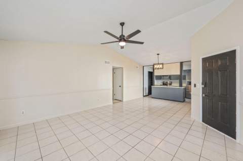 205 Bartonwood Court, Niceville FL - photo 7 of 32