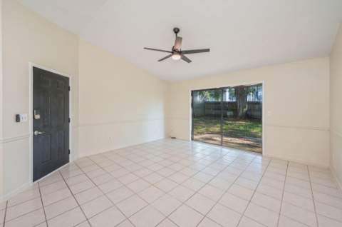 205 Bartonwood Court, Niceville FL - photo 9 of 32