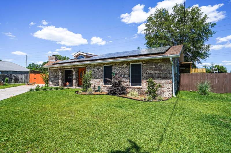 3 bedroom Detached Single Family at 601 Ironwood Drive, Tanglewood S/D 1st Addn, Fort Walton Beach — photo 3