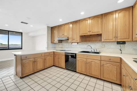 200 SW Miracle Strip Parkway #402, Fort Walton Beach FL - photo 13 of 50