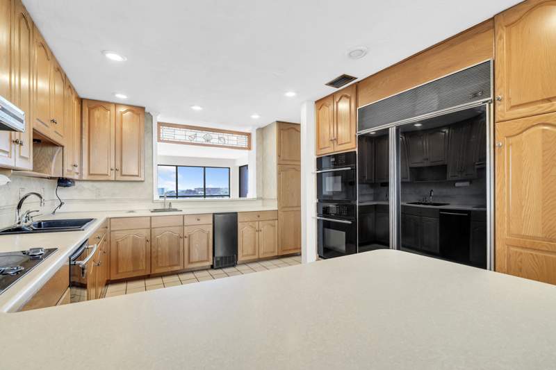 2 bedroom Condominium at 200 SW Miracle Strip Parkway #402, Two Hundred West Condo, Fort Walton Beach — photo 5