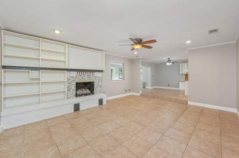 1732 Bayshore Drive, Niceville FL - photo 12 of 30