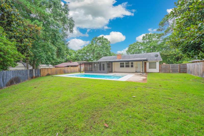 3 bedroom Detached Single Family at 1732 Bayshore Drive, Pinewood Estates 2, Niceville — photo 3