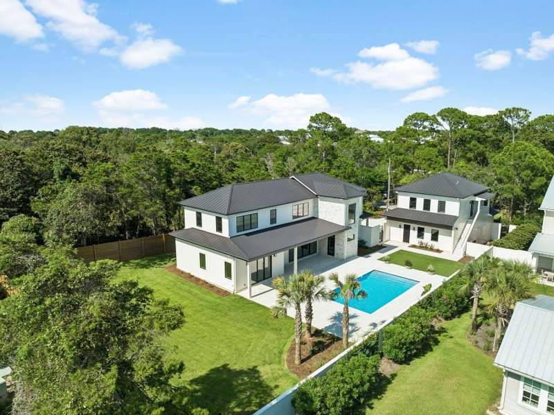 6 bedroom Detached Single Family at 200 Overlook Drive, Gulf Pines, Miramar Beach — photo 3