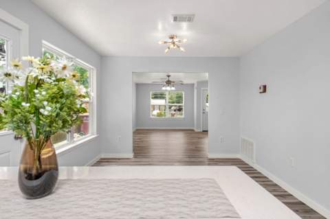 609 E Edney Avenue, Crestview FL - photo 6 of 29