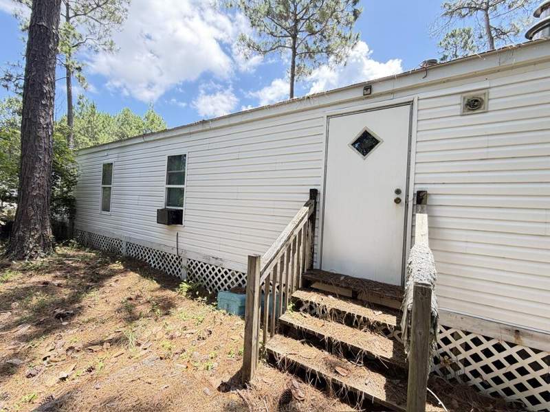 3 bedroom Manufactured Home at 215 Garden Street, Pine Garden, Santa Rosa Beach — photo 3