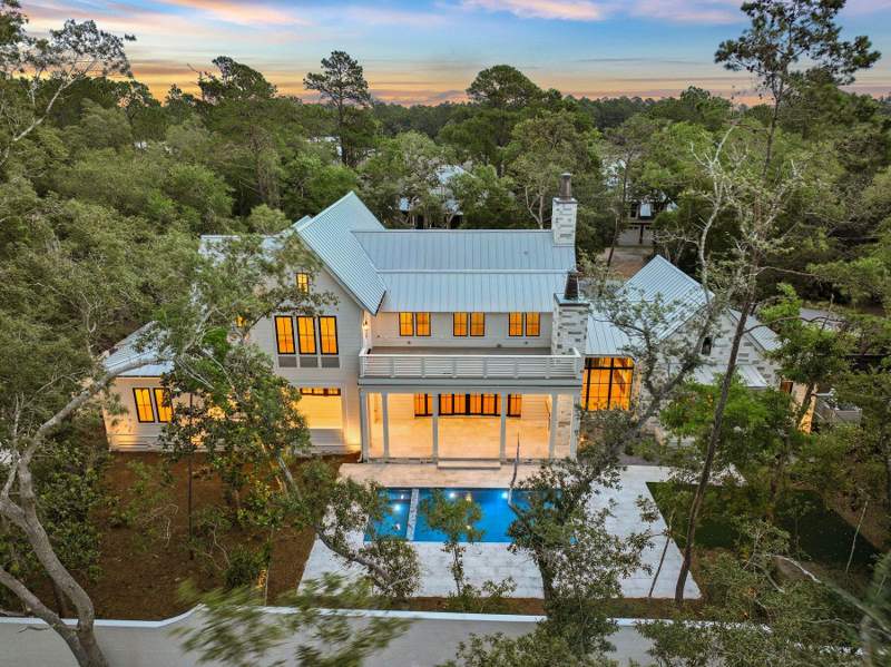 6 bedroom Detached Single Family at 105 Eve Circle, Eden Estates S/D, Santa Rosa Beach — photo 3