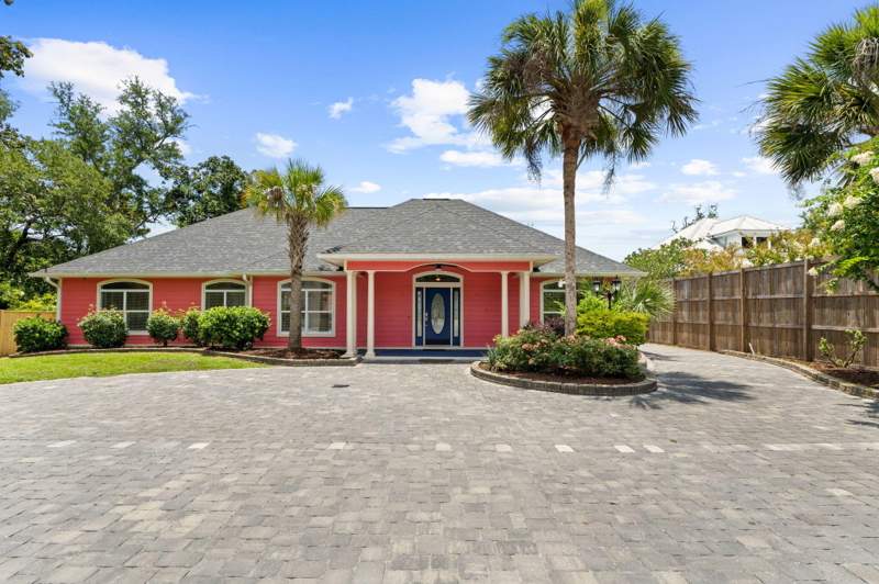7 bedroom Detached Single Family at 4374 W County Highway 83A, No Recorded Subdivision, Freeport — photo 5