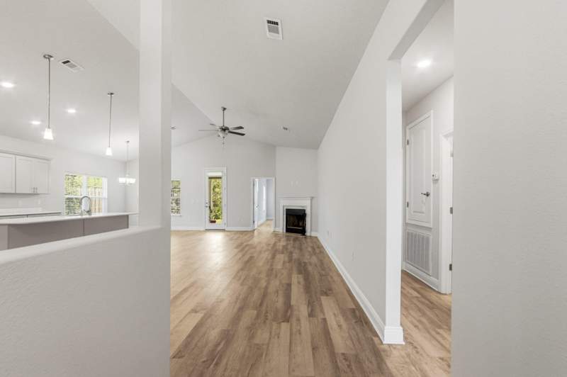 3 bedroom Detached Single Family at 667 Alleyoak Lane, The Bluffs At Lafayette, Freeport — photo 5