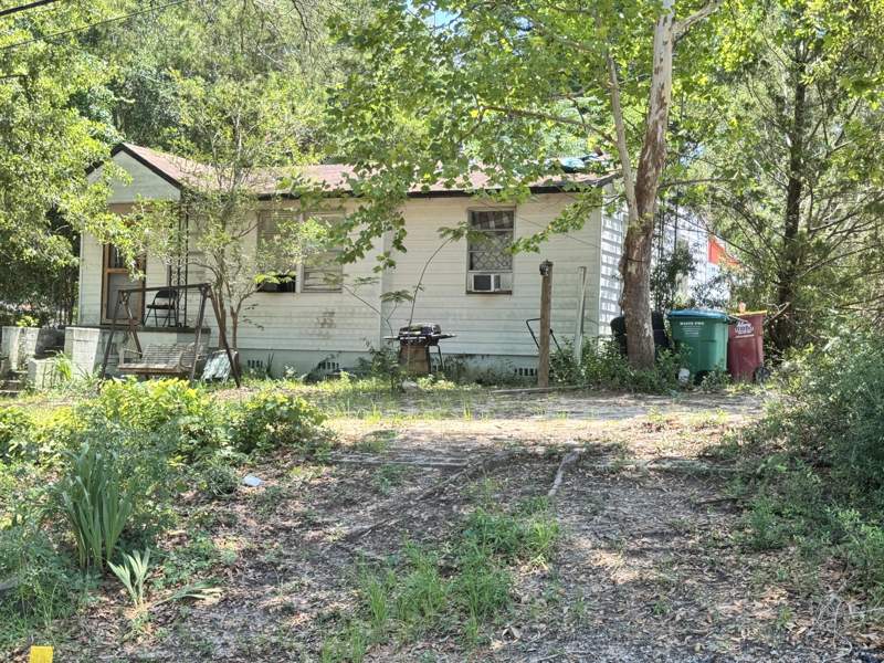 3 bedroom Detached Single Family at 602 Dixie Street, Northwood Add Lot 235 & S1/2 Of Lot 236, Crestview — photo 4