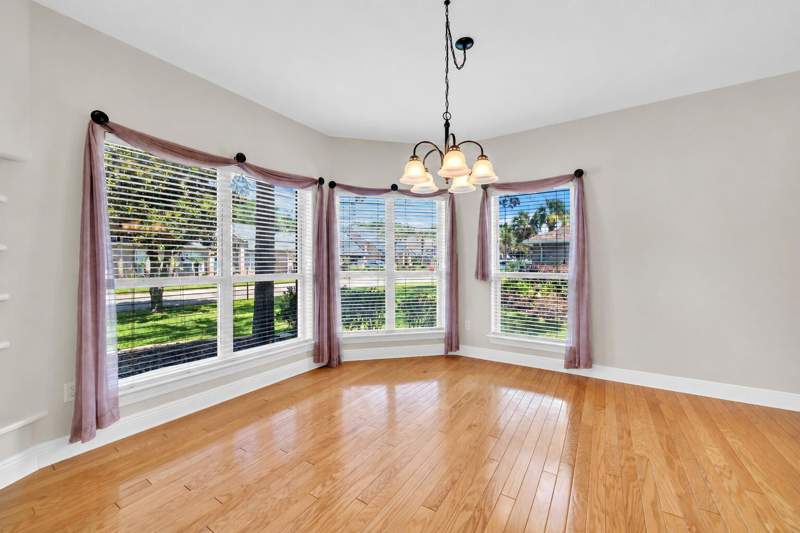 4 bedroom Detached Single Family at 511 Fallin Water Drive, Fallin Waters, Mary Esther — photo 5