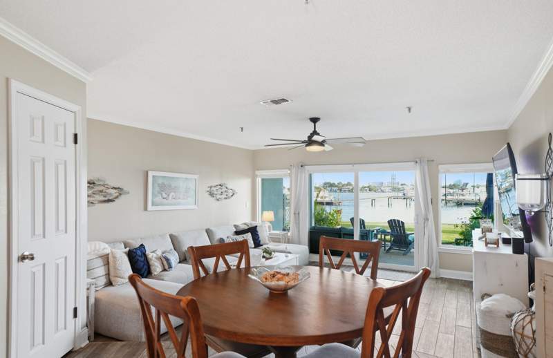 2 bedroom Townhouse at 218 SW Miracle Strip Parkway #Unit F, Brooks Landing Townhomes, Fort Walton Beach — photo 5