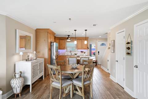 218 SW Miracle Strip Parkway #Unit F, Fort Walton Beach FL - photo 9 of 79