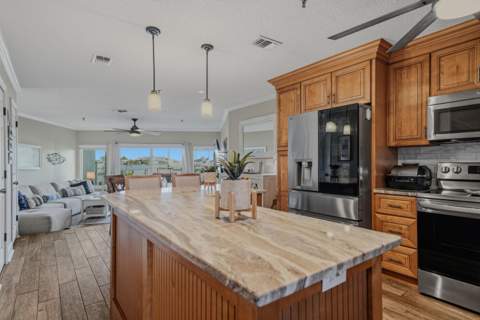 218 SW Miracle Strip Parkway #Unit F, Fort Walton Beach FL - photo 14 of 79