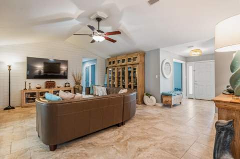 201 Yacht Club Drive, Niceville FL - photo 14 of 36