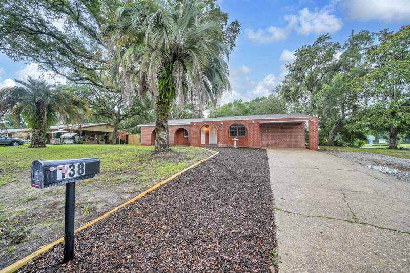4 bedroom Detached Single Family at 138 NW Virginia Drive, Vesta Heights 4th Addn, Fort Walton Beach — photo 2