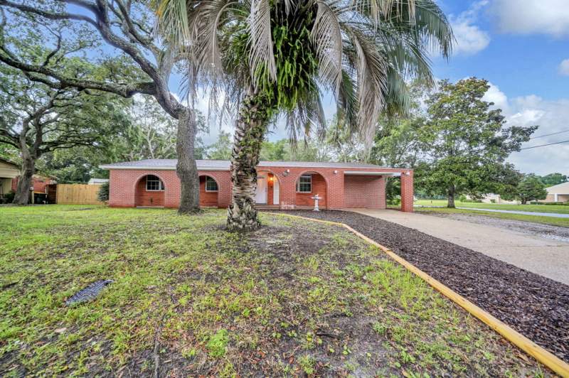 4 bedroom Detached Single Family at 138 NW Virginia Drive, Vesta Heights 4th Addn, Fort Walton Beach — photo 3
