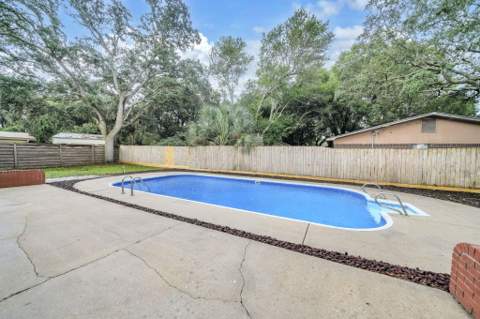 138 NW Virginia Drive, Fort Walton Beach FL - photo 12 of 44