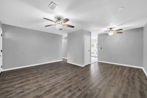 138 NW Virginia Drive, Fort Walton Beach FL - photo 21 of 44
